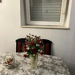 Nono Apartman *